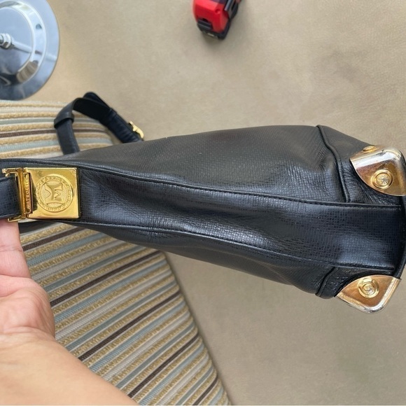 Authentic Metro City Hobo Bag - Picture 12 of 14